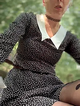 Crazy-Rosa online show from September 11, 2025, 6:35 am