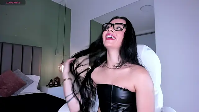 Snapshot of Samaanthaa_ chatting on February 8, 2025, 1:22 pm Samaanthaa online show from February 8, 2025, 1:22 pm