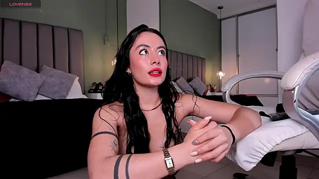 Snapshot of Samaanthaa_ chatting on February 10, 2025, 6:13 pm Samaanthaa online show from February 10, 2025, 6:13 pm