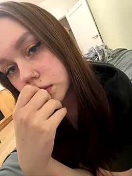 Marylallka5 online show from September 18, 2025, 9:28 pm