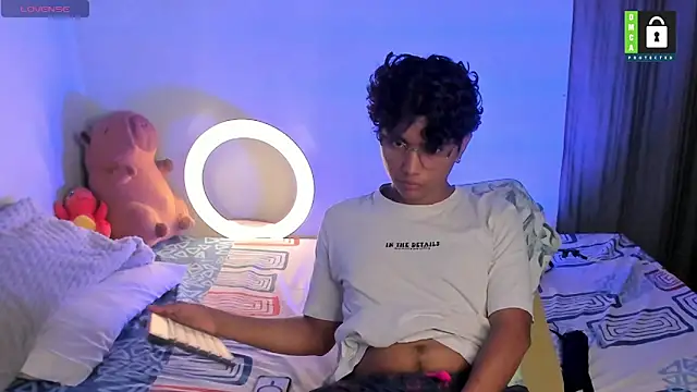  Ottis  online show from January 19, 2025, 11:21 pm