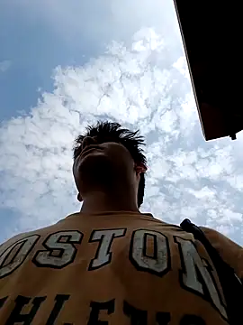  Ottis  online show from March 6, 2025, 6:26 pm