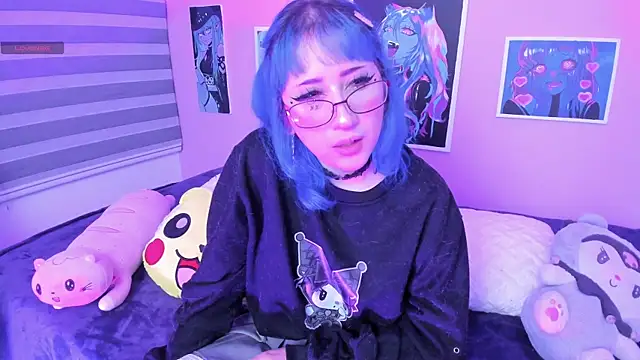 Snapshot of Miwa_violet chatting on March 7, 2025, 12:48 am Miwa violet online show from March 7, 2025, 12:48 am