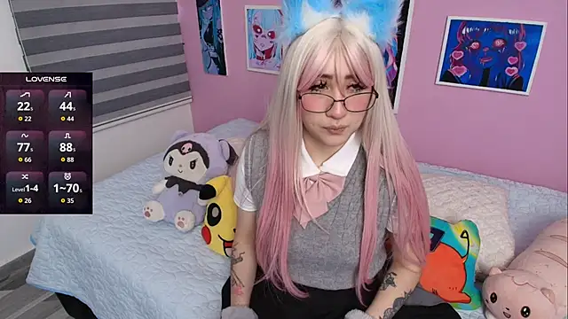 Miwa violet online show from November 15, 2025, 6:48 pm