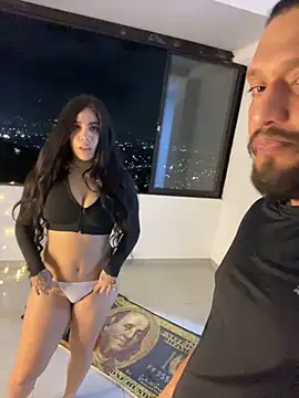 Cuteandhornyy online show from March 13, 2026, 4:52 am