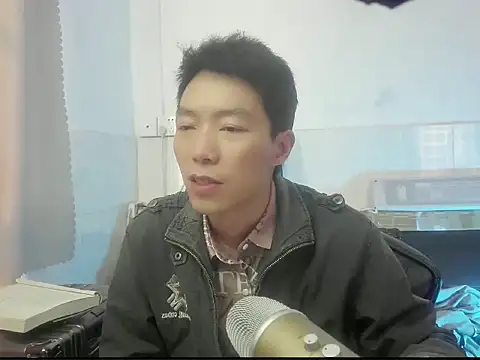 Snapshot of xhqds chatting on February 20, 2025, 5:55 am xhqds online show from February 20, 2025, 5:55 am