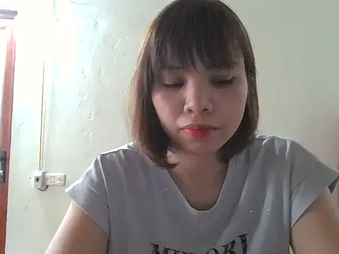 Angela-Eira online show from October 9, 2025, 9:07 am