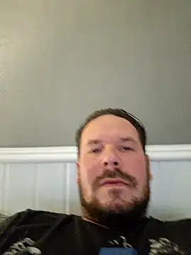 chrisB09 online show from December 2, 2025, 10:38 pm
