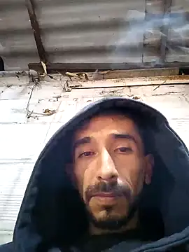 Snapshot of weedmanhot28 chatting on October 15, 2025, 2:01 am weedmanhot28 online show from October 15, 2025, 2:01 am