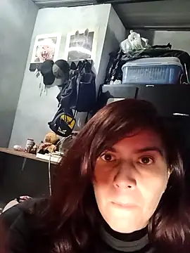 Snapshot of Dakary_hot chatting on February 3, 2026, 5:40 pm Dakary hot online show from February 3, 2026, 5:40 pm