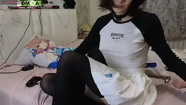 Snapshot of KawaiiNullify chatting on January 6, 2026, 3:32 am KawaiiNullify online show from January 6, 2026, 3:32 am