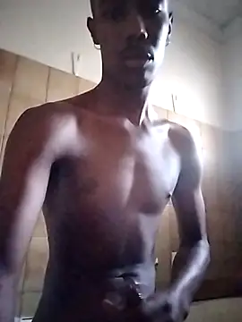 Snapshot of bobzerr chatting on March 8, 2026, 2:54 pm bobzerr online show from March 8, 2026, 2:54 pm