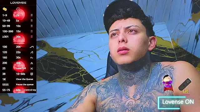 Snapshot of Kevin22_222 chatting on November 1, 2025, 3:08 am Kevin22 222 online show from November 1, 2025, 3:08 am