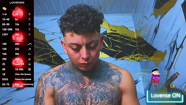 Snapshot of Kevin22_222 chatting on November 6, 2025, 5:08 am Kevin22 222 online show from November 6, 2025, 5:08 am