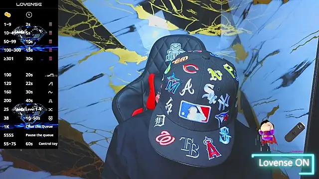 Snapshot of Kevin22_222 chatting on November 17, 2025, 5:35 am Kevin22 222 online show from November 17, 2025, 5:35 am