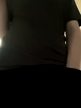 Snapshot of Naked_Ben chatting on December 21, 2024, 6:30 am Naked Ben online show from December 21, 2024, 6:30 am