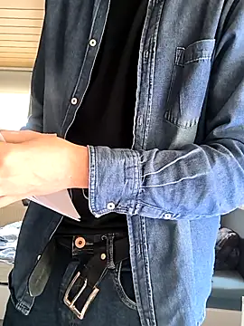 Snapshot of Naked_Ben chatting on March 7, 2026, 11:29 am Naked Ben online show from March 7, 2026, 11:29 am