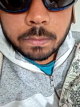 your fuck boy 00 online show from November 12, 2025, 3:40 am