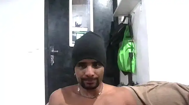 WellingtonPiettroRio online show from December 14, 2024, 10:13 am