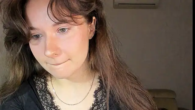 Lilith lutherlow online show from December 13, 2024, 5:05 am