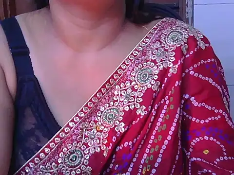 Manpreet cute online show from October 16, 2025, 6:20 pm