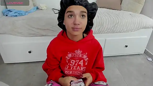 Snapshot of manely1 chatting on February 14, 2026, 6:04 pm manely1 online show from February 14, 2026, 6:04 pm