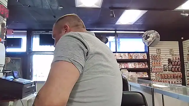 RawRyder8 online show from November 1, 2025, 6:43 pm