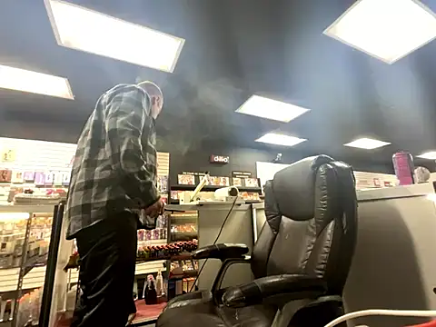 RawRyder8 online show from November 12, 2025, 4:35 am