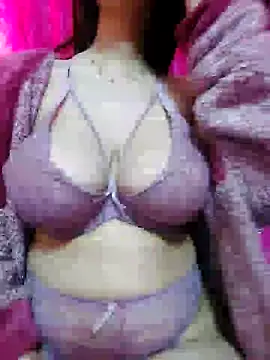 Snapshot of LoNa-daloua chatting on January 16, 2025, 11:58 am LoNa-daloua online show from January 16, 2025, 11:58 am