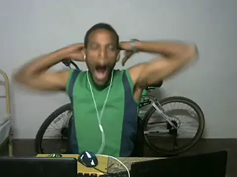 Snapshot of michel_sc chatting on February 21, 2026, 8:59 am michel sc online show from February 21, 2026, 8:59 am