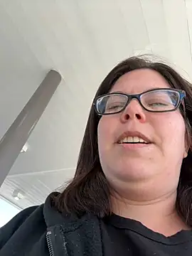 FreakNastyLacie online show from November 4, 2025, 4:06 pm