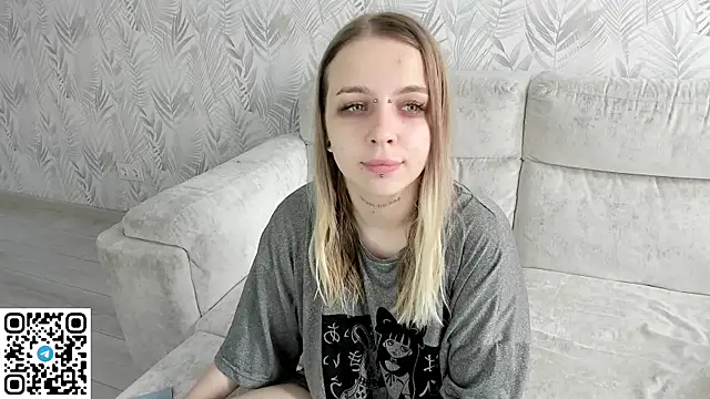 Alice Halle online show from May 16, 2026, 2:41 am