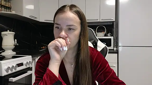 Snapshot of Strip-Lady chatting on February 17, 2025, 12:43 am Strip-Lady online show from February 17, 2025, 12:43 am