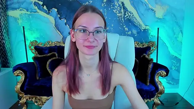 CozyMell online show from December 7, 2024, 7:27 am