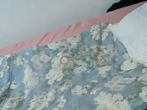 luckieey online show from December 2, 2025, 8:26 pm