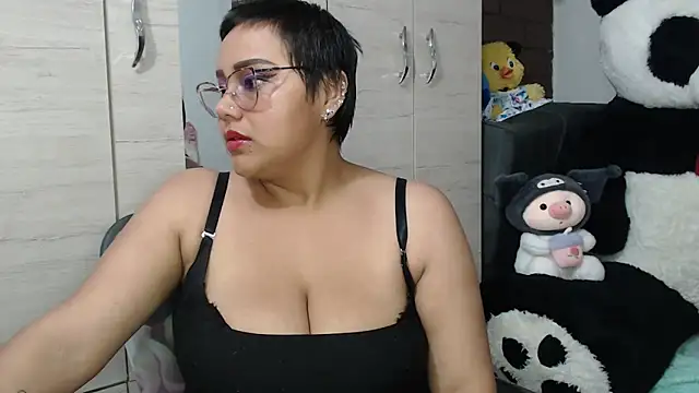 Snapshot of SWEETT_CORY chatting on December 14, 2025, 2:50 am SWEETT CORY online show from December 14, 2025, 2:50 am