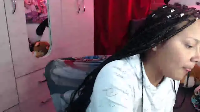 Snapshot of SWEETT_CORY chatting on March 17, 2026, 1:21 am SWEETT CORY online show from March 17, 2026, 1:21 am