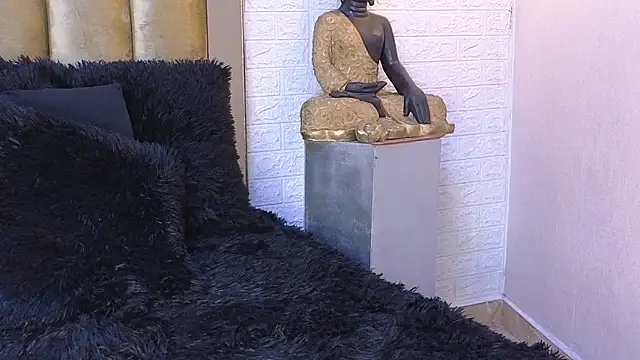 ximenawilliamss online show from February 16, 2025, 2:53 am