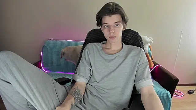 Liam sexy1 online show from February 3, 2025, 2:55 pm