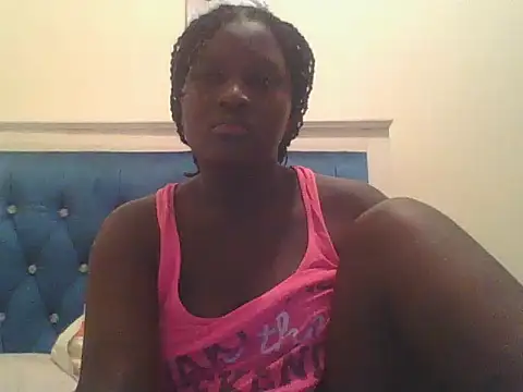Snapshot of Heavy_ass chatting on February 19, 2025, 7:27 pm Heavy ass online show from February 19, 2025, 7:27 pm