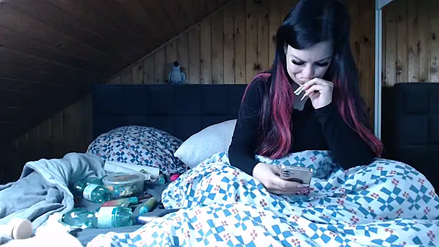 BoeseMoni1998 online show from October 12, 2025, 7:29 am