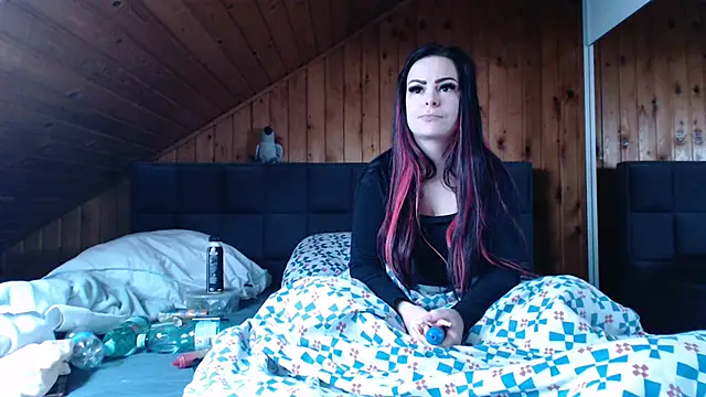 BoeseMoni1998 online show from October 25, 2025, 8:00 am