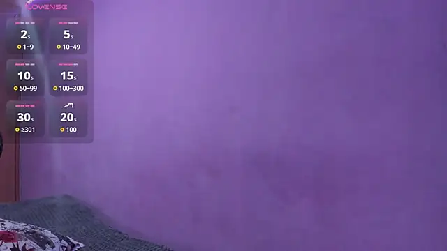 ambersmitx online show from November 1, 2025, 2:19 pm