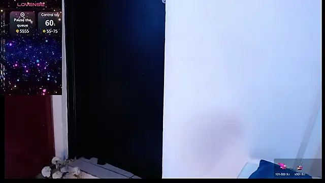 Snapshot of golden_punisher chatting on February 4, 2025, 8:02 am golden punisher online show from February 4, 2025, 8:02 am