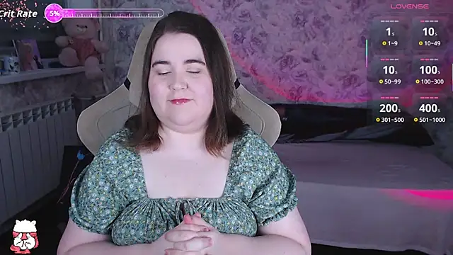 Snapshot of Estelle_Hicks chatting on April 22, 2026, 6:53 pm Estelle Hicks online show from April 22, 2026, 6:53 pm