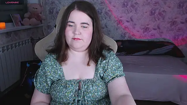 Snapshot of Estelle_Hicks chatting on May 29, 2026, 7:01 pm Estelle Hicks online show from May 29, 2026, 7:01 pm