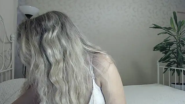 ShyEvaa online show from January 18, 2026, 3:54 am