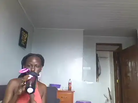 Snapshot of chilliedoug chatting on December 22, 2024, 8:16 am chilliedoug online show from December 22, 2024, 8:16 am