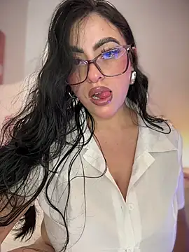 KatteWise online show from February 17, 2026, 9:32 pm