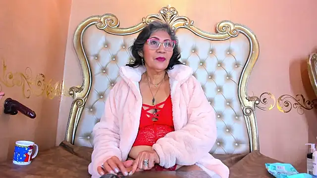 Snapshot of Celeste_Baker_ chatting on February 3, 2025, 11:53 am Celeste Baker online show from February 3, 2025, 11:53 am